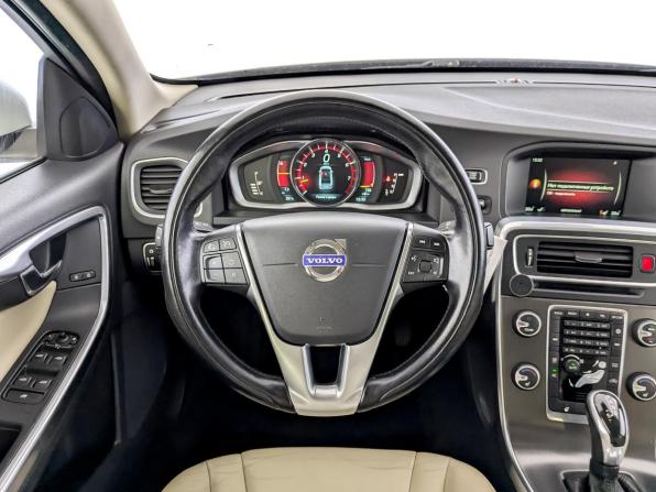 Volvo S60 II Рестайлинг с пробегом 2014 года, цена 1 715 000 рублей, 114730 км, седан, Автокод Объявления