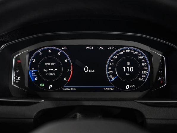 Volkswagen Passat B8 Рестайлинг с пробегом 2021 года, цена 2 400 000 рублей, 52607 км, седан, Автокод Объявления
