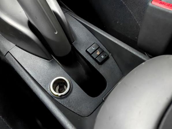 Toyota Auris I с пробегом 2007 года, цена 600 000 рублей, 303389 км, хэтчбек, Автокод Объявления