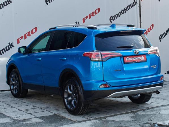 Toyota RAV4 IV (XA40) Рестайлинг с пробегом 2016 года, цена 2 600 000 рублей, 90390 км, внедорожник, Автокод Объявления