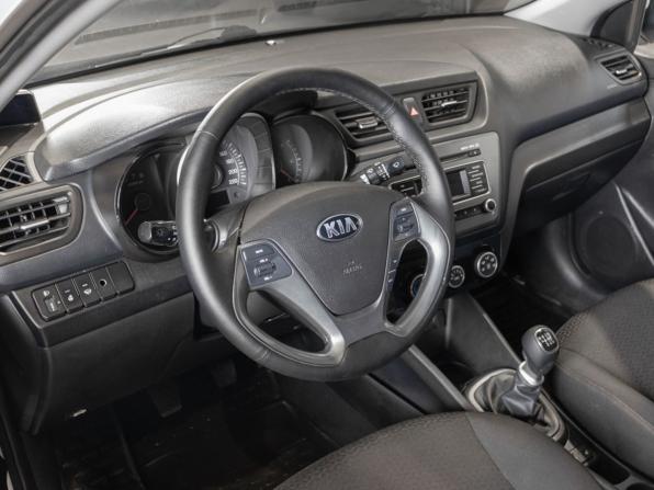 Kia Rio III Рестайлинг с пробегом 2016 года, цена 906 100 рублей, 198020 км, седан, Автокод Объявления