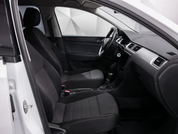 Skoda Rapid I с пробегом 2014 года, цена 811 000 рублей, 225000 км, лифтбек, Автокод Объявления
