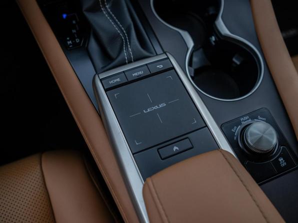 Lexus RX IV Рестайлинг с пробегом 2021 года, цена 4 299 000 рублей, 49179 км, внедорожник, Автокод Объявления
