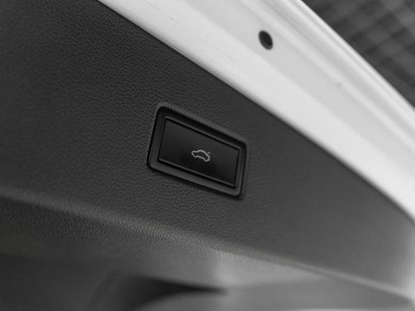 Volkswagen Tiguan II Рестайлинг с пробегом 2020 года, цена 2 320 000 рублей, 136862 км, внедорожник, Автокод Объявления