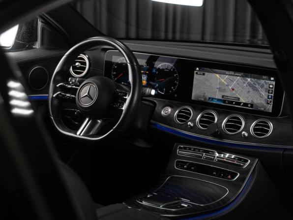 Mercedes-Benz E-Класс V (W213 S213 C238) Рестайлинг с пробегом 2021 года, цена 4 049 000 рублей, 57480 км, седан, Автокод Объявления