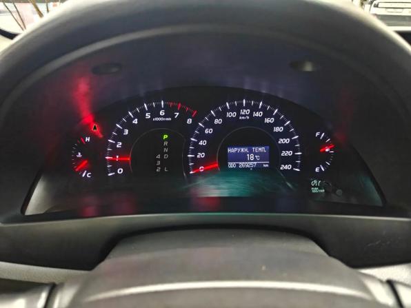 Toyota Camry VI (XV40) Рестайлинг с пробегом 2010 года, цена 1 149 000 рублей, 270000 км, седан, Автокод Объявления