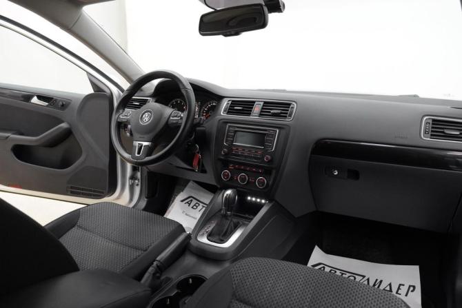Volkswagen Jetta VI с пробегом 2013 года, цена 549 000 рублей, 132342 км, седан, Автокод Объявления