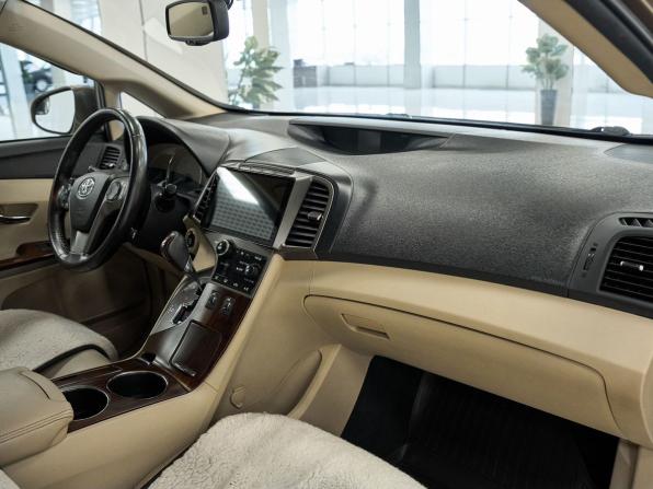 Toyota Venza I Рестайлинг с пробегом 2012 года, цена 1 659 000 рублей, 127025 км, внедорожник, Автокод Объявления
