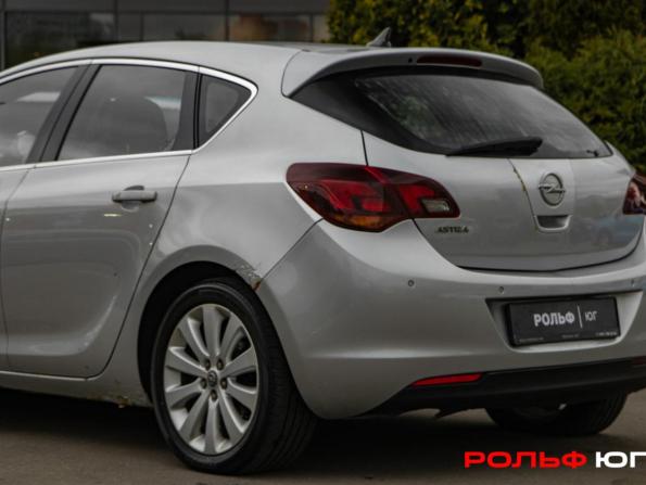 Opel Astra J с пробегом 2011 года, цена 458 000 рублей, 213520 км, хэтчбек, Автокод Объявления