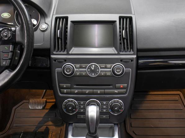 Land Rover Freelander II Рестайлинг 2 с пробегом 2013 года, цена 1 749 000 рублей, 178631 км, внедорожник, Автокод Объявления