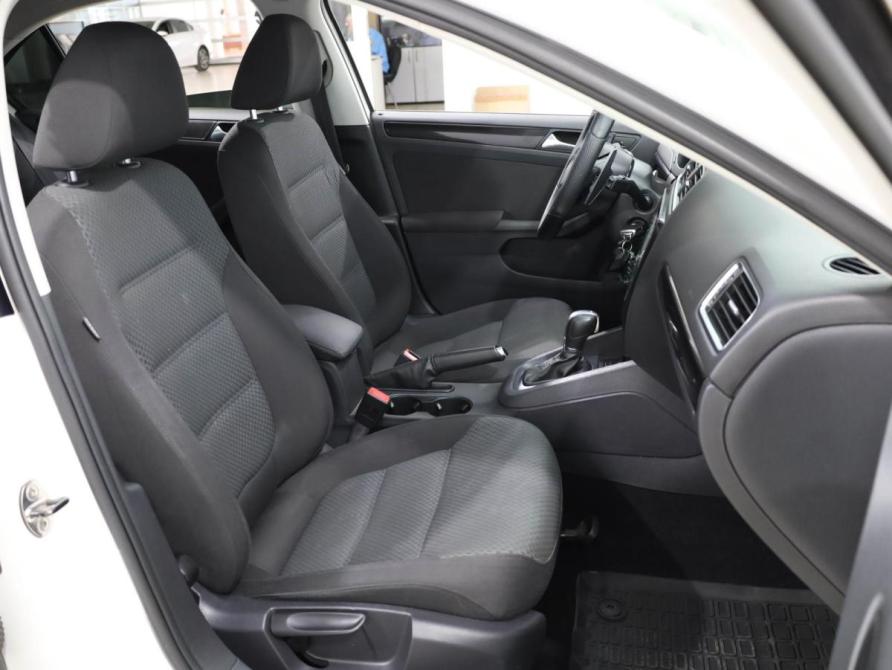 Volkswagen Jetta VI Ростов-на-Дону  - изображение 8