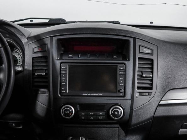 Mitsubishi Pajero IV Рестайлинг 1 с пробегом 2012 года, цена 1 630 000 рублей, 220186 км, внедорожник, Автокод Объявления