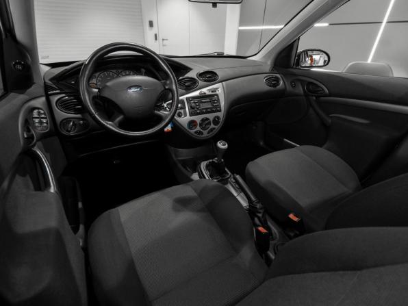 Ford Focus I Рестайлинг с пробегом 2004 года, цена 290 000 рублей, 178221 км, седан, Автокод Объявления