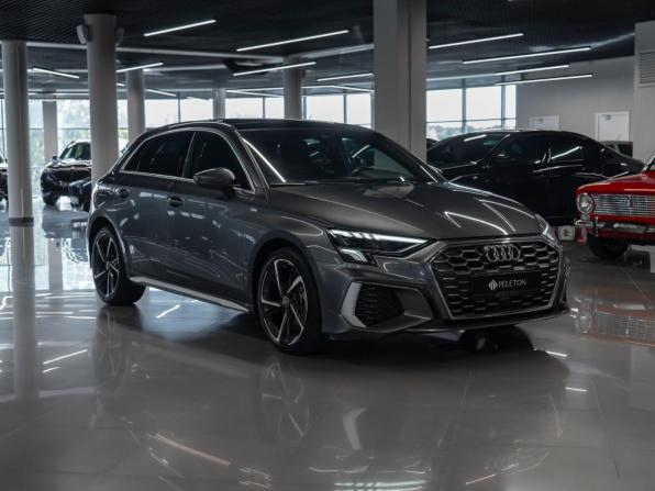 Audi A3 IV (8Y) с пробегом 2021 года, цена 2 880 000 рублей, 66648 км, хэтчбек, Автокод Объявления