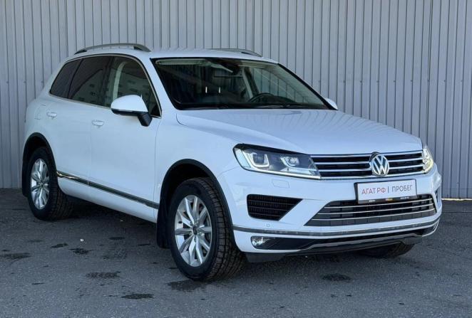 Volkswagen Touareg II Рестайлинг с пробегом 2015 года, цена 2 325 000 рублей, 259085 км, внедорожник, Автокод Объявления