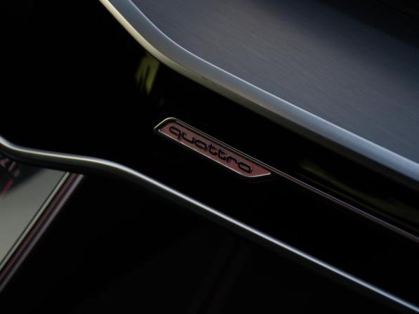 Audi A6 V (C8) с пробегом 2022 года, цена 5 398 000 рублей, 68990 км, седан, Автокод Объявления