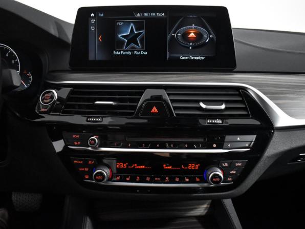 BMW 5 серии VII (G30/G31/G38) с пробегом 2018 года, цена 3 900 000 рублей, 61489 км, седан, Автокод Объявления