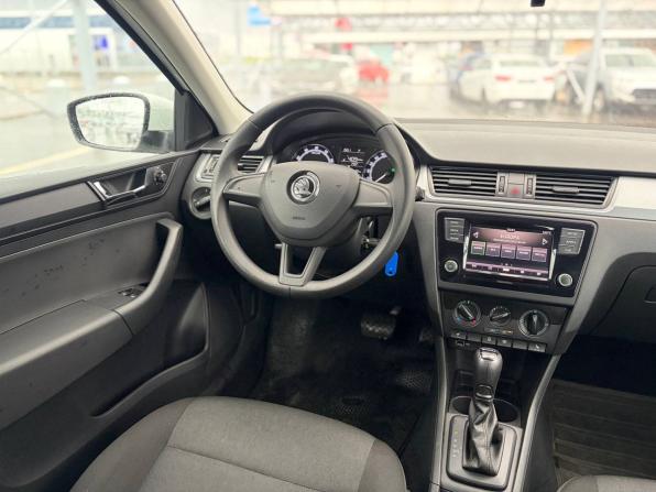 Skoda Rapid I Рестайлинг с пробегом 2019 года, цена 1 350 000 рублей, 92000 км, лифтбек, Автокод Объявления