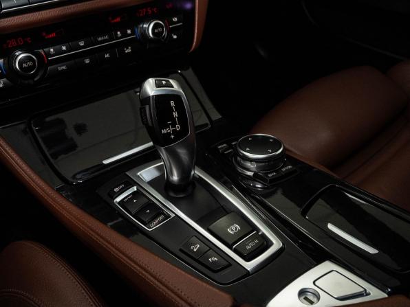 BMW 5 серии VI (F10/F11/F07) Рестайлинг с пробегом 2015 года, цена 1 998 000 рублей, 208012 км, седан, Автокод Объявления