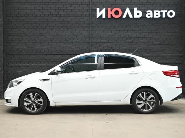 Kia Rio III Рестайлинг с пробегом 2017 года, цена 900 000 рублей, 206328 км, седан, Автокод Объявления