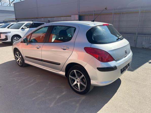 Peugeot 308 I с пробегом 2009 года, цена 380 000 рублей, 195000 км, хэтчбек, Автокод Объявления