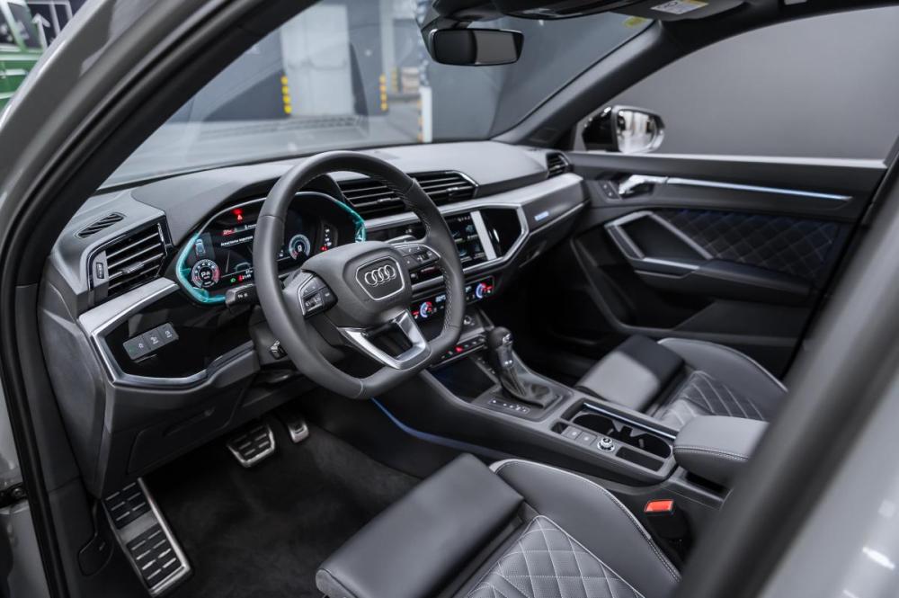 Audi Q3 II (F3) Москва  - изображение 11