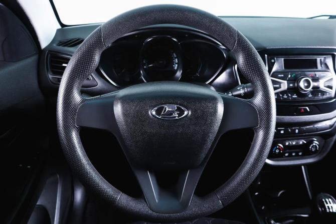 Lada (ВАЗ) Vesta I с пробегом 2017 года, цена 799 000 рублей, 144000 км, седан, Автокод Объявления