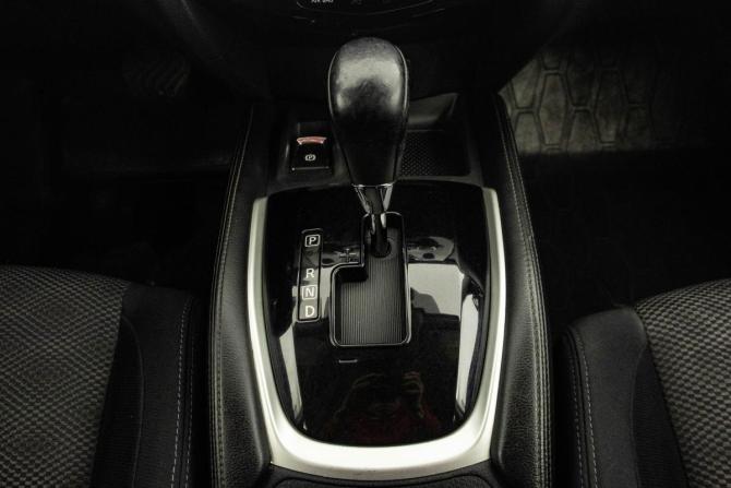 Nissan Qashqai II с пробегом 2017 года, цена 1 439 000 рублей, 200000 км, внедорожник, Автокод Объявления