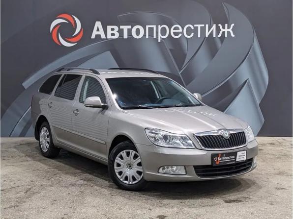 Skoda Octavia II (A5) Рестайлинг с пробегом 2011 года, цена 545 000 рублей, 300000 км, универсал, Автокод Объявления