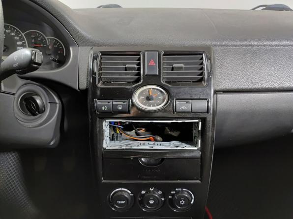 Lada (ВАЗ) Priora I с пробегом 2012 года, цена 355 000 рублей, 201881 км, хэтчбек, Автокод Объявления