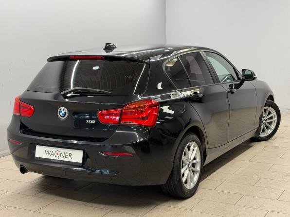 BMW 1 серии II (F20/F21) Рестайлинг с пробегом 2017 года, цена 1 699 000 рублей, 79798 км, хэтчбек, Автокод Объявления