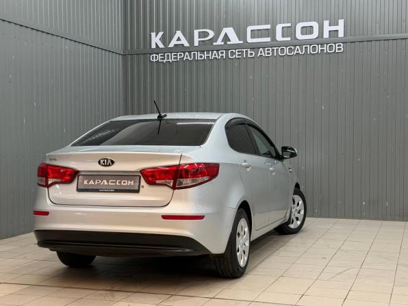 Kia Rio III Рестайлинг с пробегом 2017 года, цена 998 000 рублей, 193469 км, седан, Автокод Объявления