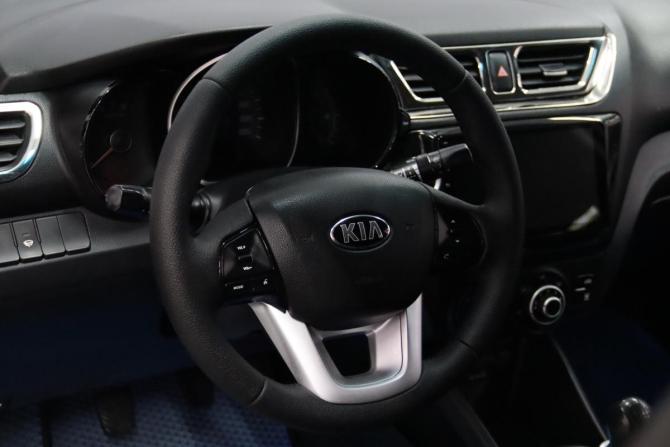 Kia Rio III с пробегом 2013 года, цена 725 250 рублей, 246569 км, хэтчбек, Автокод Объявления