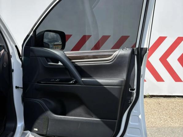 Lexus LX III Рестайлинг 2 с пробегом 2019 года, цена 10 500 000 рублей, 73202 км, внедорожник, Автокод Объявления