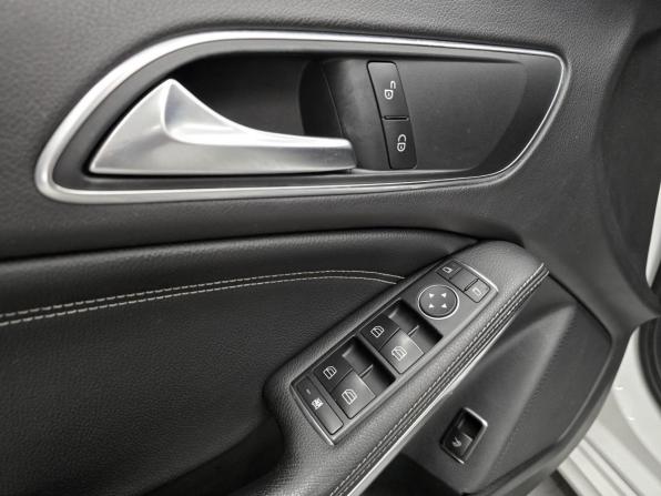 Mercedes-Benz CLA I (C117 X117) с пробегом 2013 года, цена 1 400 000 рублей, 120000 км, седан, Автокод Объявления