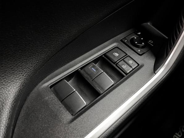 Toyota RAV4 V (XA50) с пробегом 2022 года, цена 4 045 000 рублей, 76322 км, внедорожник, Автокод Объявления