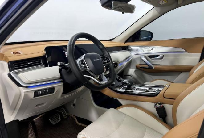 JETOUR X70+ I с пробегом 2024 года, цена 2 375 000 рублей, 15277 км, внедорожник, Автокод Объявления