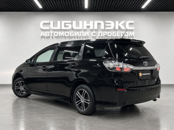 Toyota Wish II Рестайлинг с пробегом 2015 года, цена 1 645 000 рублей, 90809 км, минивэн, Автокод Объявления