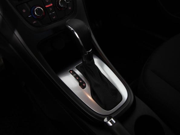 Opel Astra J Рестайлинг с пробегом 2012 года, цена 999 000 рублей, 80000 км, универсал, Автокод Объявления