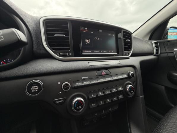 Kia Sportage IV Рестайлинг с пробегом 2019 года, цена 1 930 000 рублей, 136500 км, внедорожник, Автокод Объявления