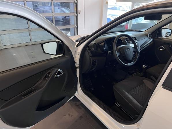 Lada (ВАЗ) Granta I Рестайлинг с пробегом 2025 года, цена 1 199 000 рублей, 5501 км, лифтбек, Автокод Объявления