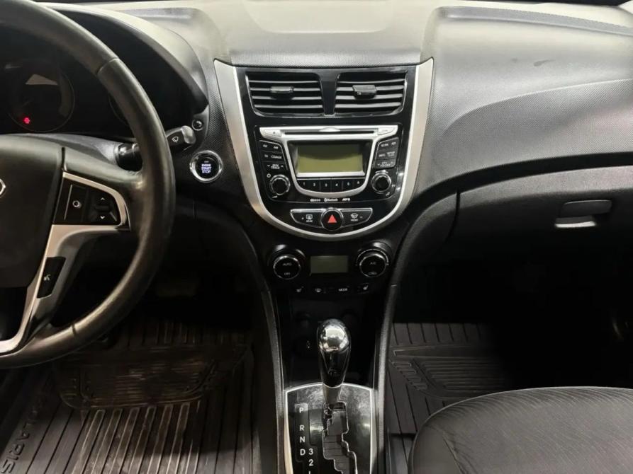 Hyundai Solaris I Саратов  - изображение 9