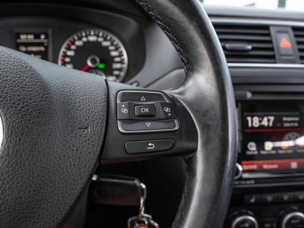 Volkswagen Jetta VI Рестайлинг с пробегом 2014 года, цена 1 025 000 рублей, 154559 км, седан, Автокод Объявления