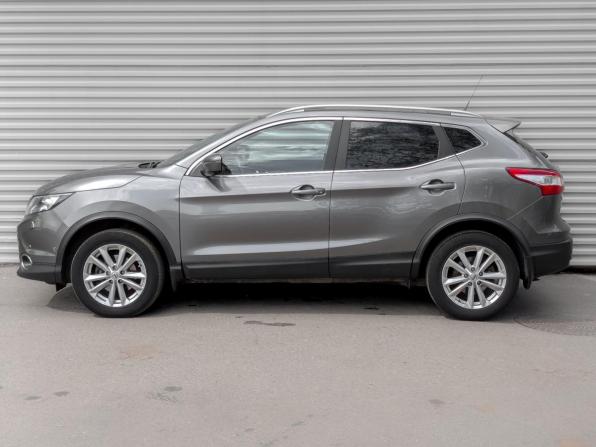 Nissan Qashqai II с пробегом 2015 года, цена 1 685 000 рублей, 110446 км, внедорожник, Автокод Объявления