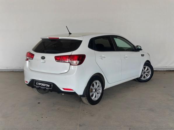 Kia Rio III Рестайлинг с пробегом 2016 года, цена 1 180 000 рублей, 68737 км, хэтчбек, Автокод Объявления