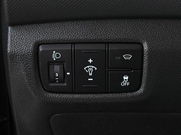 Hyundai Creta I Рестайлинг с пробегом 2020 года, цена 2 029 000 рублей, 94860 км, внедорожник, Автокод Объявления