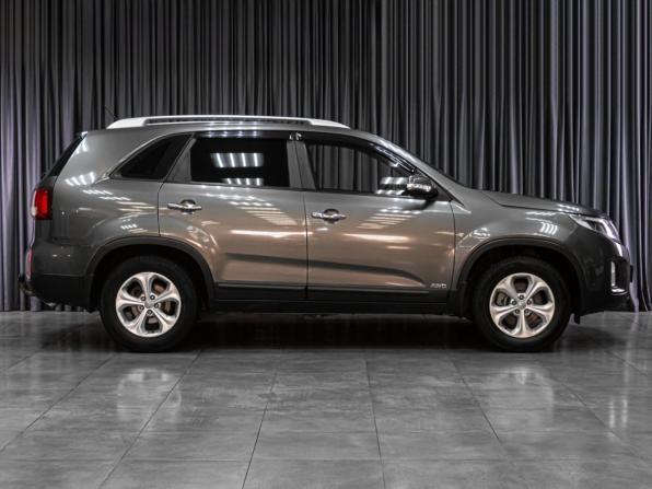 Kia Sorento II Рестайлинг с пробегом 2019 года, цена 2 299 000 рублей, 172794 км, внедорожник, Автокод Объявления