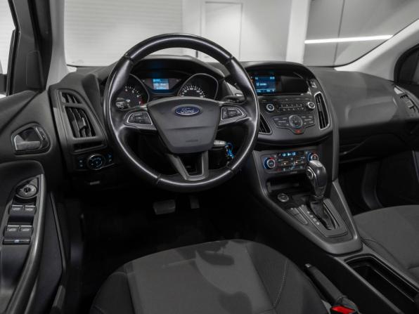 Ford Focus III Рестайлинг с пробегом 2017 года, цена 1 290 000 рублей, 64057 км, седан, Автокод Объявления