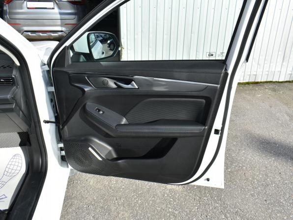 Haval Jolion I с пробегом 2023 года, цена 2 249 000 рублей, 40791 км, внедорожник, Автокод Объявления