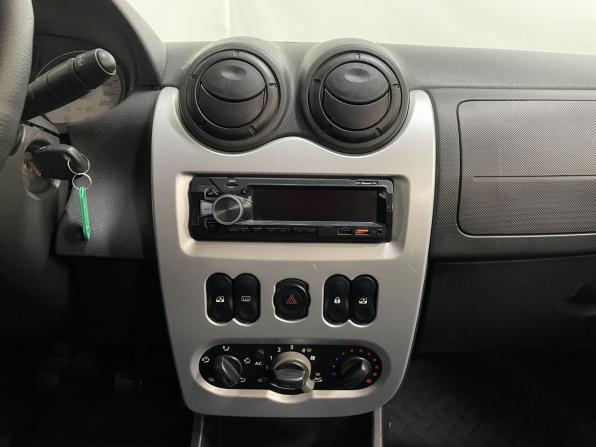 Renault Logan I Рестайлинг с пробегом 2010 года, цена 400 000 рублей, 298094 км, седан, Автокод Объявления